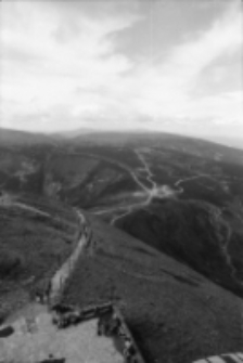 Widok ze Śnieżki (fot. 2) [Dokument ikonograficzny]