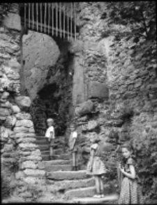 [Jelenia G&oacute;ra - zamek Chojnik - 1954] (fot. 1) [Dokument ikonograficzny]