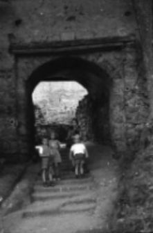 [Jelenia Góra - zamek Chojnik - 1954] (fot. 11) [Dokument ikonograficzny]