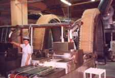 Spółdzielnia Zakłady Wyrobów Cukierniczych „Miś” w Obornikach Śl., 1998 r. (fot. 8) [Dokument ikonograficzny]