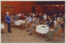 Spotkanie autorskie z Cecylią Czmiel, 7.11.2006 r. (fot. 2) [Dokument ikonograficzny]