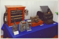 Pociąg do przyszłości : wernisaż wystawy zorganizowanej z okazji 150-lecia otwarcia linii kolejowej Wrocław - Poznań, 29.12.2006 r. (fot. 5) [Dokument ikonograficzny]