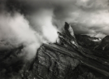 Wiatr, mgły i góry - studium masywu Odle z inspiracji W. Turnera 2 [Dokument ikonograficzny]