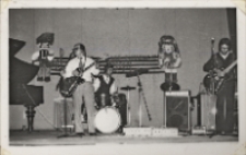 Gminne eliminacje konkursu piosenki radzieckiej w Obornickim Ośrodku Kultury, 20.02.1976 r. (fot. 1) [Dokument ikonograficzny]