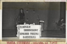 Eliminacje środowiskowe konkursu piosenki radzieckiej, 25.01.1977 r. (fot. 1) [Dokument ikonograficzny]