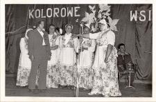 Gminny turniej Kolorowe Wsie w Obornikach Śląskich wygrał Klub Rolnika z Kuraszkowa, 17.06.1979 r. [Dokument ikonograficzny]