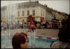 Z życia smoków (fot. 5) [Dokument ikonograficzny]