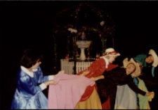 Kopciuszek (fot. 8) [Dokument ikonograficzny]