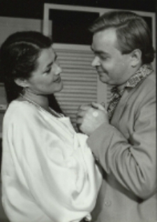 Ktoś musi odejść (fot. 1) [Dokument ikonograficzny]