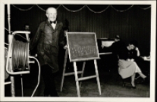 Proszę dzwonić (fot. 2) [Dokument ikonograficzny]