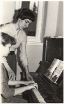 Zdjęcia Dolnośląskiego Ogniska Muzycznego w Obornickim Ośrodku Kultury, maj 1984 r. [Dokument ikonograficzny]