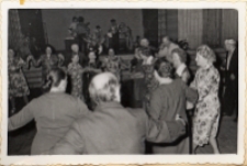Bal wiosenny czterech klubów seniora w Obornikach Śląskich, 19.06.1975 r. (fot. 4) [Dokument ikonograficzny]
