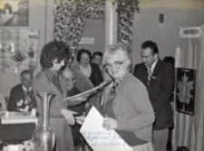 Podsumowanie w Oleśnicy konkursu na najlepszy klub seniora w województwie wrocławskim, 19.10.1976 r. (fot. 3) [Dokument ikonograficzny]