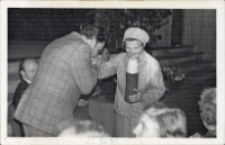 Inauguracja Dni Seniora w Obornickim Ośrodku Kultury, 21.10.1976 r. (fot. 1) [Dokument ikonograficzny]