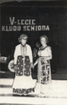 Pięciolecie działalności Klubu Seniora w Obornikach Śląskich, 28.06.1977 r. (fot. 5) [Dokument ikonograficzny]