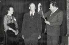 Zabawa karnawałowa klubów seniora z Trzebnicy, Pęgowa i Obornik Śląskich w Obornickim Ośrodku Kultury, 24.01.1978 r. (fot. 7) [Dokument ikonograficzny]