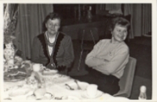 Uroczystości zakończenia imprezy „Szkoła Zdrowia” w świetlicy Koła Gospodyń Wiejskich w Piekarach, 19.12.1989 r. (fot. 7) [Dokument ikonograficzny]