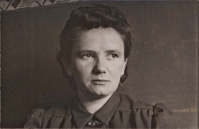 Zdjęcie Melanii Urbańskiej w Szurkowie, 1942 r. [Dokument ikonograficzny]