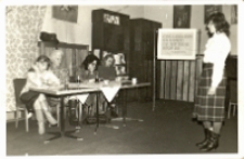 Konkurs recytatorski w Obornickim Ośrodku Kultury, styczeń 1988 r. (fot. 1) [Dokument ikonograficzny]