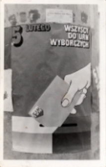 Wybory do rad narodowych w Pęgowie, 5.02.1978 r. (fot. 1) [Dokument ikonograficzny]