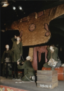 Ślub. Trzech. Pięcioro (fot. 19) [Dokument ikonograficzny]