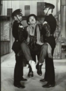 Boso, ale w ostrogach (fot. 12) [Dokument ikonograficzny]