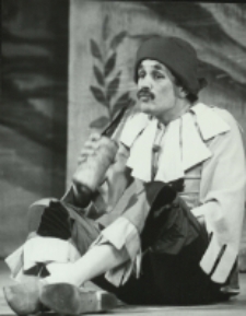 Lekarz mimo woli (fot. 1) [Dokument ikonograficzny]