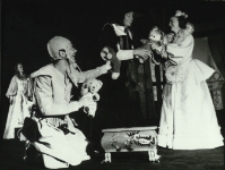 Piękna i bestia (fot. 10) [Dokument ikonograficzny]