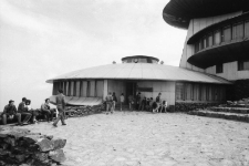 Obserwatorium Wysokogórskie na Śnieżce im. Tadeusza Hołdysa [Dokument ikonograficzny]