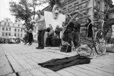 Teatry uliczne (fot. 2) [Dokument ikonograficzny]