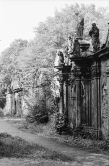 Jelenia Góra - barokowe kaplice cmentarne [Dokument ikonograficzny]