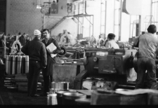 Jelenia Góra - Fabryka Maszyn Papierniczych FAMPA (fot. 2) [Dokument ikonograficzny]