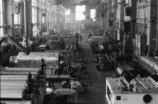 Jelenia Góra - Fabryka Maszyn Papierniczych FAMPA (fot. 4) [Dokument ikonograficzny]