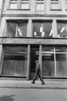 Jelenia Góra - witryna sklepowa (fot. 6) [Dokument ikonograficzny]