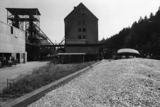 Jelenia G&oacute;ra - magazyny przy ulicy Krakowskiej (fot. 2) [Dokument ikonograficzny]