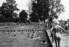 Jelenia G&oacute;ra - basen w Sobieszowie (fot. 3) [Dokument ikonograficzny]