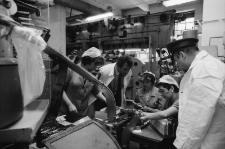 Jelenia G&oacute;ra - Zakłady Farmaceutyczne Polfa (fot. 6) [Dokument ikonograficzny]