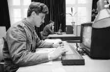 Jelenia Góra - Wyższa Oficerska Szkoła Radiotechniczna (fot. 3) [Dokument ikonograficzny]