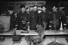 Jelenia Góra - Wyższa Oficerska Szkoła Radiotechniczna (fot. 10) [Dokument ikonograficzny]