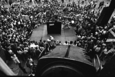 Teatry uliczne (fot. 2) [Dokument ikonograficzny]