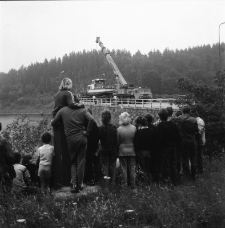 Wodowanie statku turystycznego w Pilchowicach (fot. 4) [Dokument ikonograficzny]