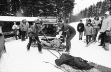 Akcja ratownicza 1988 (fot. 2) [Dokument ikonograficzny]