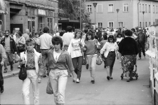 Jelenia Góra - ulica 1 Maja (fot. 2) [Dokument ikonograficzny]