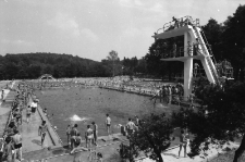 Jelenia Góra - basen przy ulicy Sudeckiej (fot. 2) [Dokument ikonograficzny]