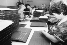 Jelenia G&oacute;ra - Karkonoskie Zakłady Papiernicze (fot. 1) [Dokument ikonograficzny]