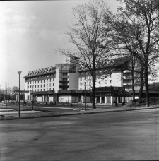 Jelenia G&oacute;ra - Hotel Mercure "Jelenia G&oacute;ra" (fot. 1) [Dokument ikonograficzny]
