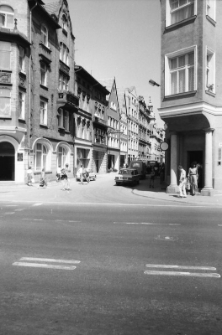 Jelenia Góra - kamieniczki przy ulicy Długiej (fot. 3) [Dokument ikonograficzny]