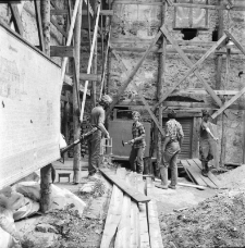 Jelenia Góra - renowacja Dworu Czarne (fot. 8) [Dokument ikonograficzny]