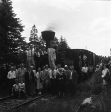 Jakuszyce - pociąg specjalny do Harrachova (fot. 1) [Dokument ikonograficzny]