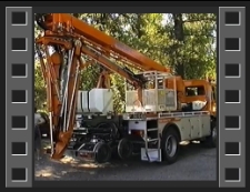 Pojazd drogowo-szynowy do kontroli wiaduktów [Film]